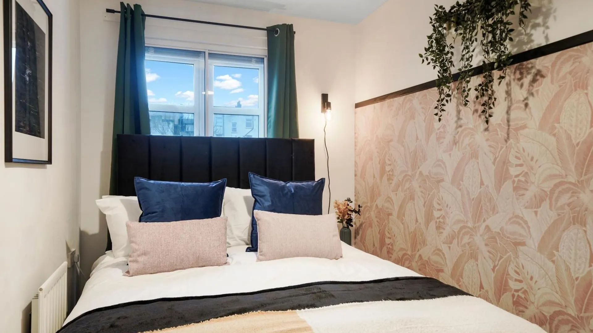 Stylish 3 Bed In Central London - Garden Holiday home