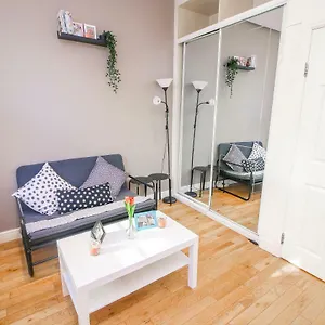 Apartment Studio Flat Near Liverpool St & Shoreditch London., London